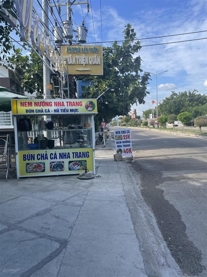 Bán nhà đất biển phước thể! mặt bằng kinh doanh, trên đường hai bà trưng, xã liên hương