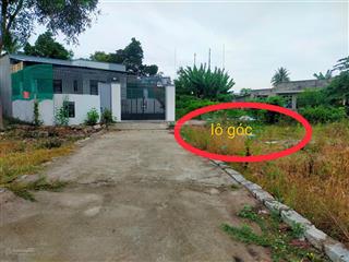 Lô góc vĩnh trung ngay gần đường lớn 16m (chỉ cách 20m). giá 1tỷ950