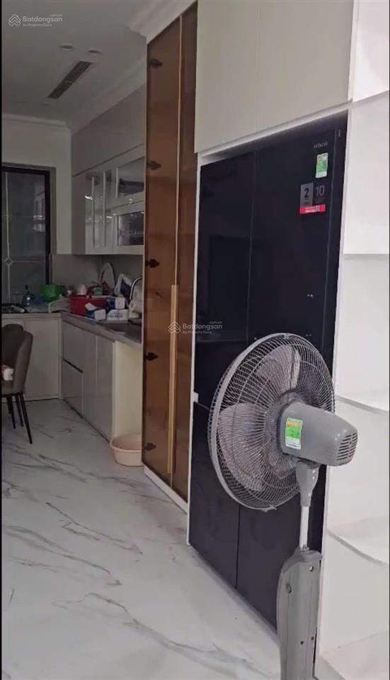 Cc cho hộ thuê nhà liền kề 75m2, xây 5t, đường 13m, full nội thất, kđt nghĩa đô, thang máy 25tr/th