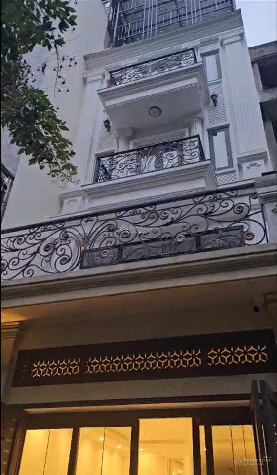 Cc cho hộ thuê nhà liền kề 75m2, xây 5t, đường 13m, full nội thất, kđt nghĩa đô, thang máy 25tr/th