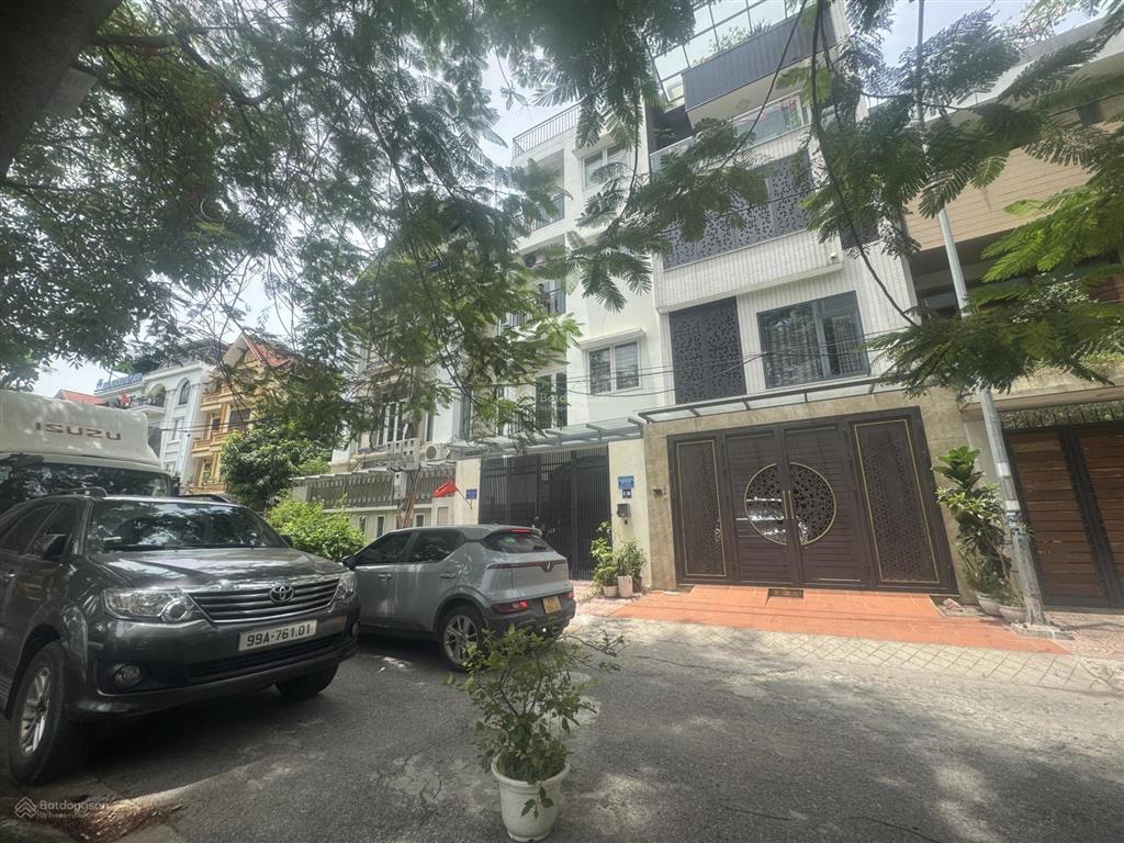 Cc bán lk 120m², 5 tầng, khu cán bộ các ban đảng, ngay aeon long biên, đối diện 4 tòa chung cư!