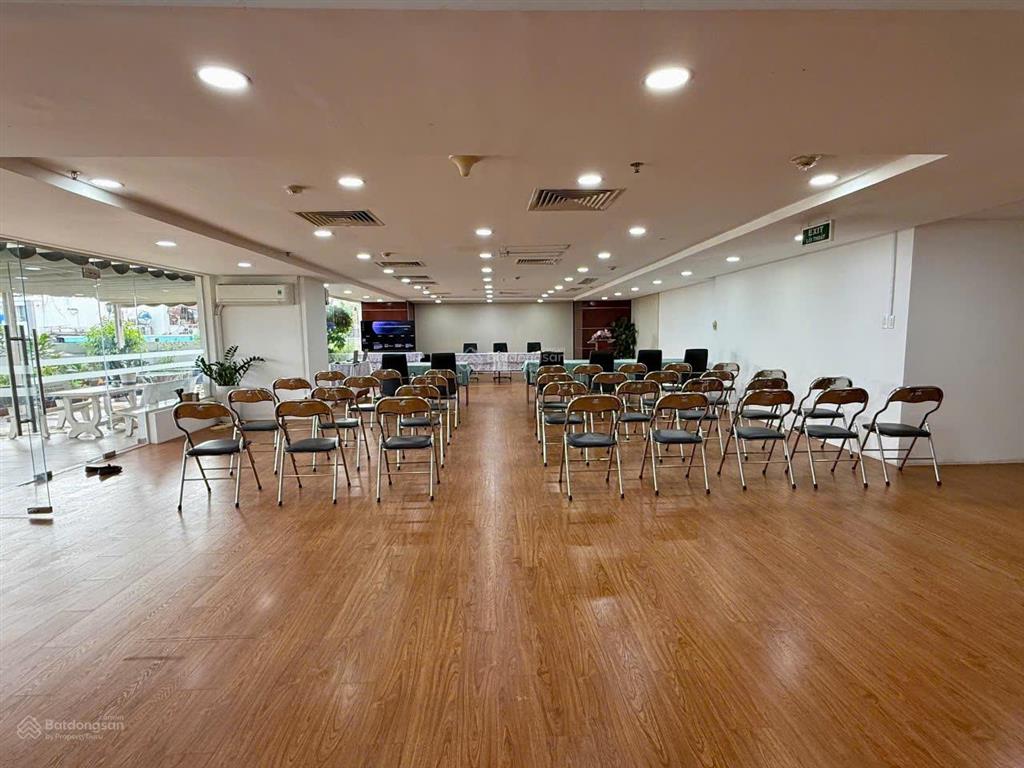 Văn phòng tại cao ốc pntechcons 48 hoa sứ, phường cầu kiệu (p.7  q.pn cũ)
