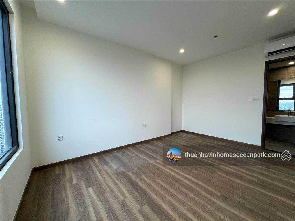 Cho thuê 3n gần 100m đồ nguyên bản cđt có tủ bếp, giá thuê chỉ 10tr/tháng tại phân khu zurich
