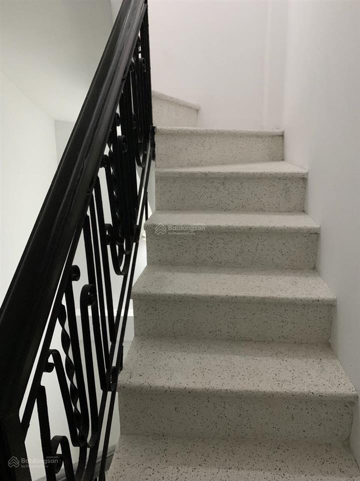 Siêu hiếm phố thái hà  đống đa, 36m2, 5tầng, mt4m, gara ôtô, kinh doanh, vỉa hè, giá 13,9tỷ có tl