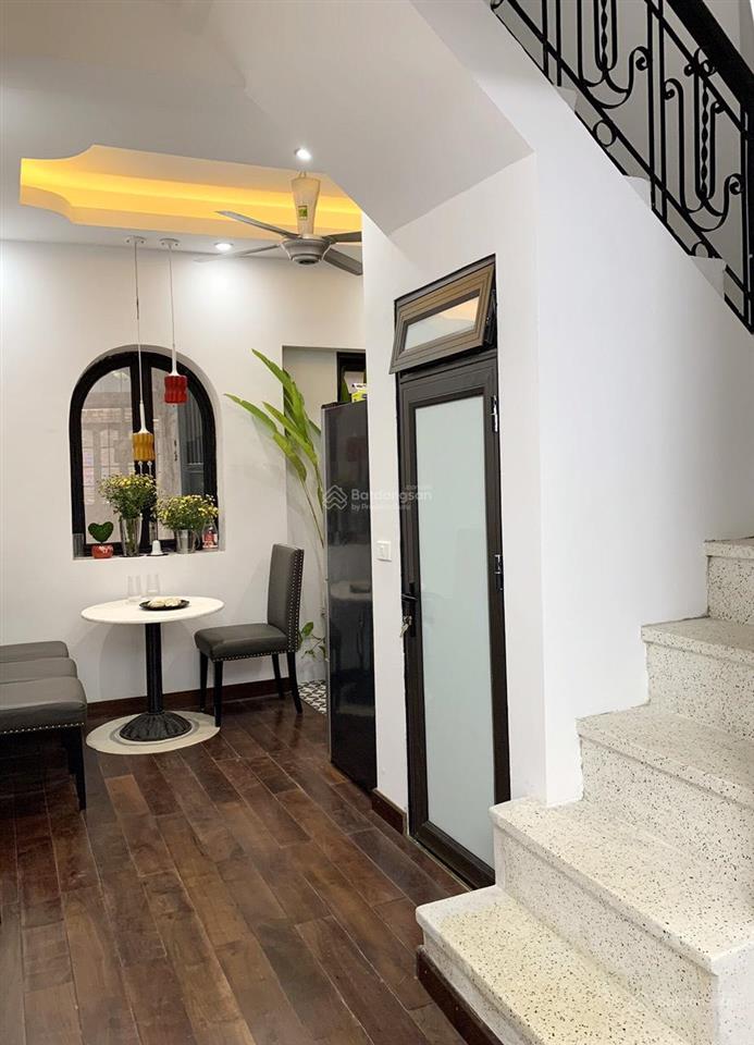 Siêu hiếm phố thái hà  đống đa, 36m2, 5tầng, mt4m, gara ôtô, kinh doanh, vỉa hè, giá 13,9tỷ có tl
