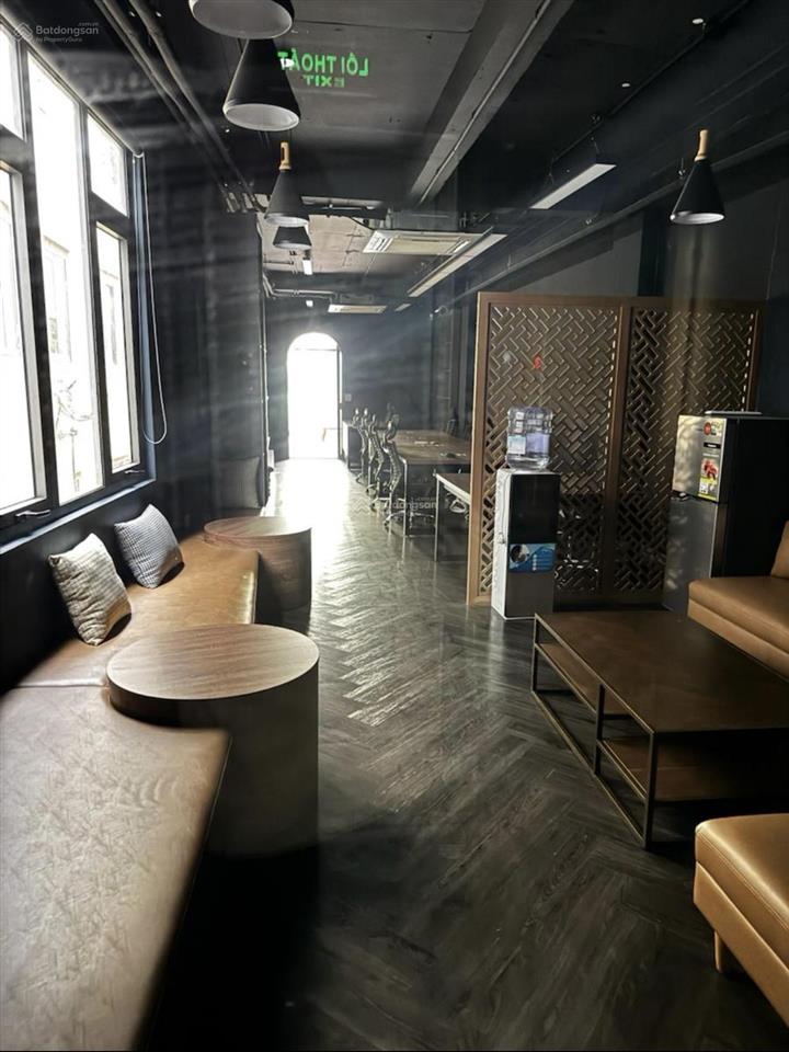Chuyển công tácbán gấp mặt phố khâm thiên42m25tmt 4,5mlô góckinh doanhgiá 16 tỷ có tl