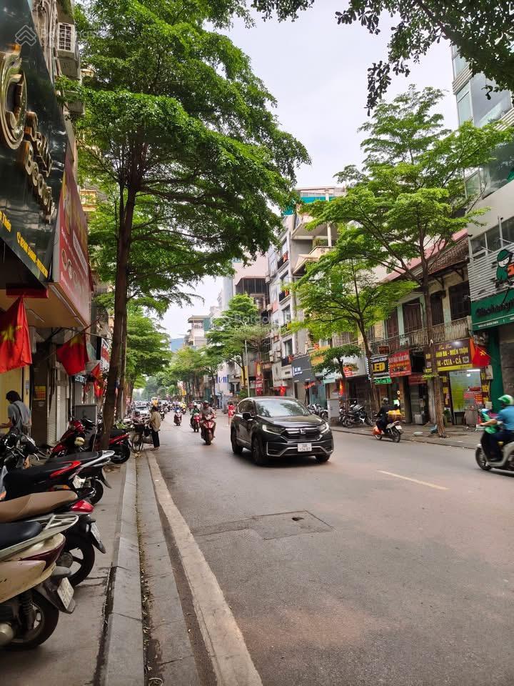 Chuyển công tácbán gấp mặt phố khâm thiên42m25tmt 4,5mlô góckinh doanhgiá 16 tỷ có tl