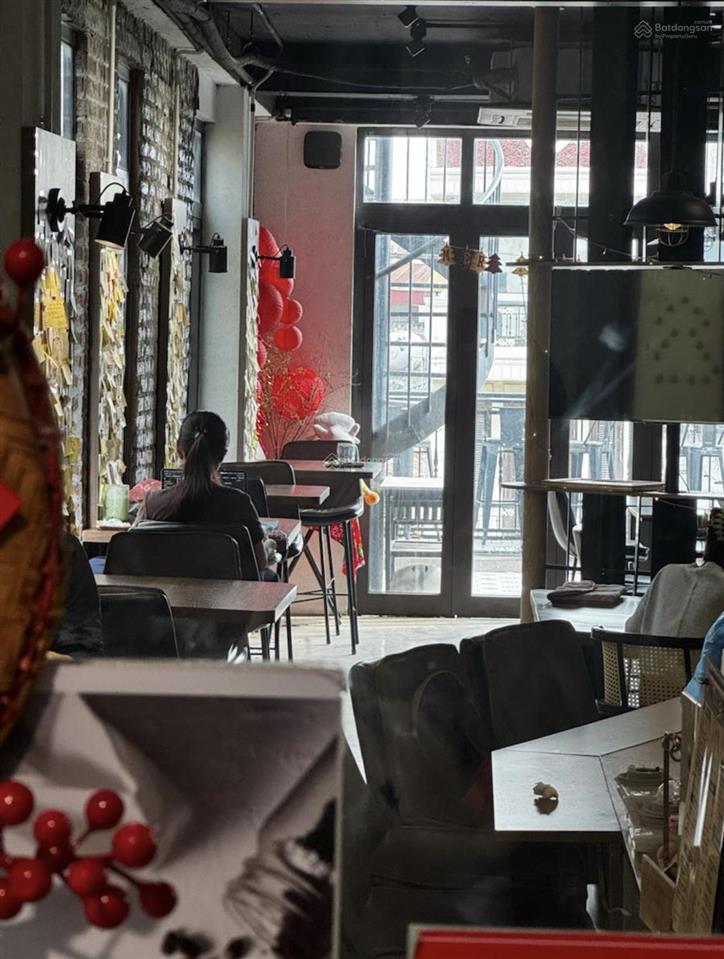 Chuyển công tácbán gấp mặt phố khâm thiên42m25tmt 4,5mlô góckinh doanhgiá 16 tỷ có tl