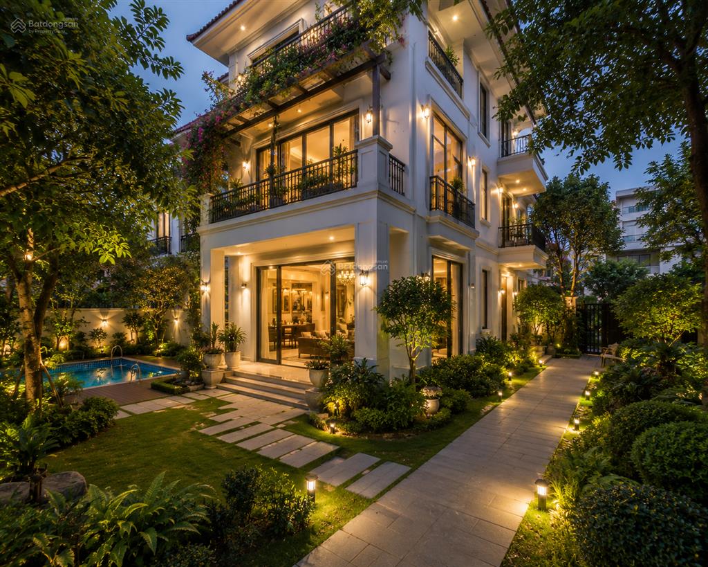 Ciputra tây hồ  biệt thự đơn lập 230m², bể bơi riêng, chủ nhà vừa giảm 10 tỷ còn 75 tỷ
