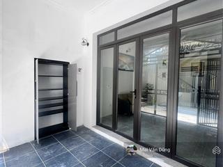 Nhà phúc đồng, xe 4 chỗ nhỏ vào nhà. khuôn nhà đẹp, giá sale off