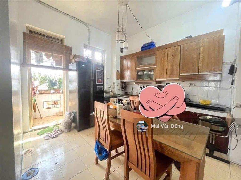 Cần chuyển nhượng nhanh căn chung cư 71m2, đức giang, việt hưng, giá chỉ 40tr/1m2