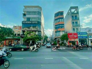 Bán gấp tòa nhà góc 2 mặt tiền phan huy ích. dt 15 x 28m  hầm 7 tầng  hđt 180 triệu. giá 50 tỷ