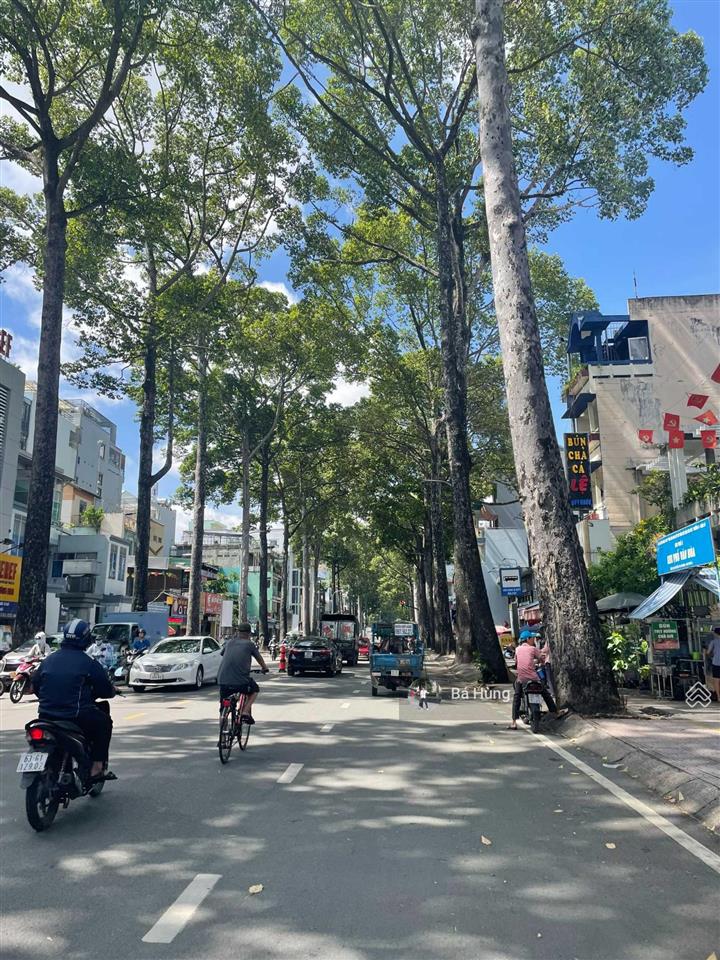 Hạ giá! bán nhà mặt tiền trần hưng đạo, dt 8 x 22m  hầm 7 tầng  hđt 250 triệu, giá 58,9 tỷ