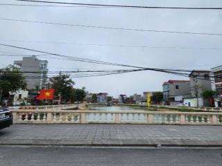 Bán đất thôn Vệ Nam Hồng, Đông Anh. Nhỉnh 4 tỷ. Đường thông ô tô 7 chỗ vào đất