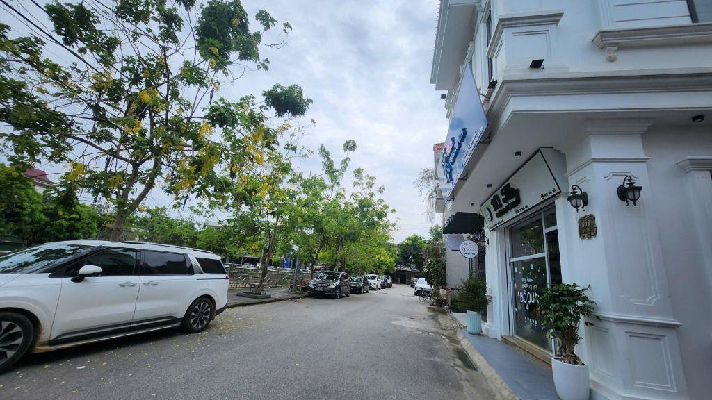 Bán đất Kim Chung, Đông Anh, lô góc, kinh doanh, 72m, mt 5.3m. Hon 11 tỷ