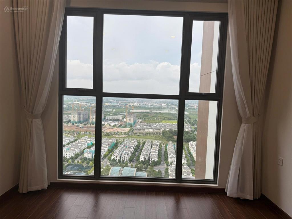 Studio 35m2 masterise tòa h2 vinhomes ocean park view biệt thự mà giá 2.5 tỷ