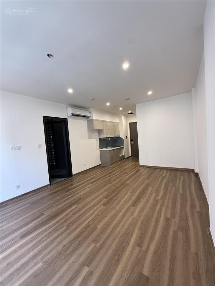 Cần tiền bán gấp studio tầng trung tòa be4 hướng mát giá 1.76 tỷ tại vinhomes ocean park 1