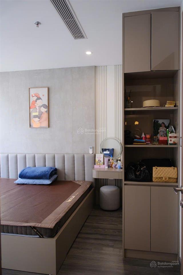 Cần tiền bán nhanh 2pn70m2 tòa p4 vinhomes ocean park 1 giá chỉ 3.8 tỷ