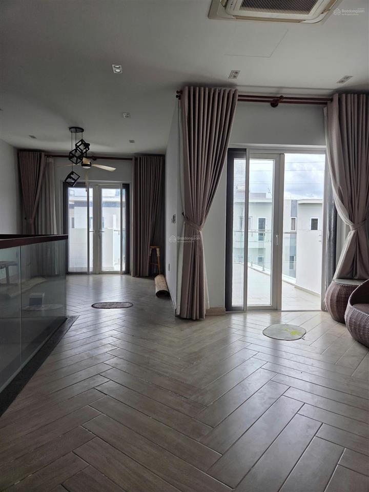 Cho thuê nhà phố melosa garden, 25 triệu vnd, 300m2, 3pn, 4wc, hàng hiếm tại quận 9, hcm
