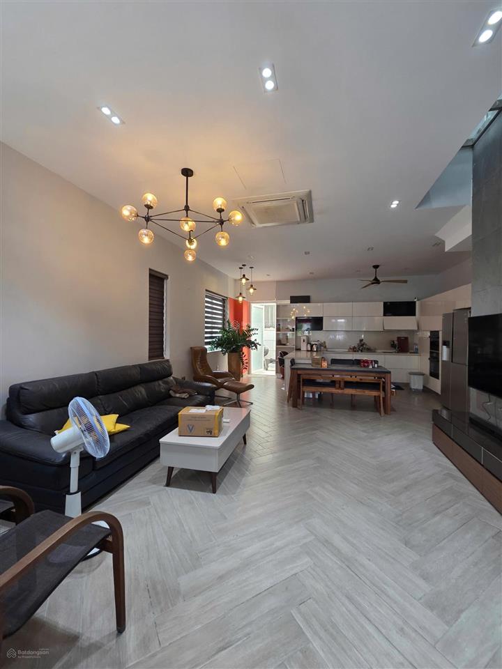 Cho thuê nhà phố melosa garden, 25 triệu vnd, 300m2, 3pn, 4wc, hàng hiếm tại quận 9, hcm