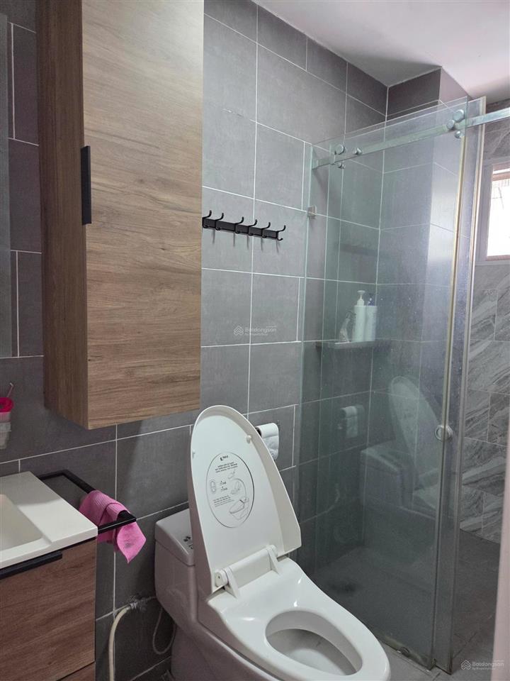 Cho thuê nhà phố melosa garden, 25 triệu vnd, 300m2, 3pn, 4wc, hàng hiếm tại quận 9, hcm