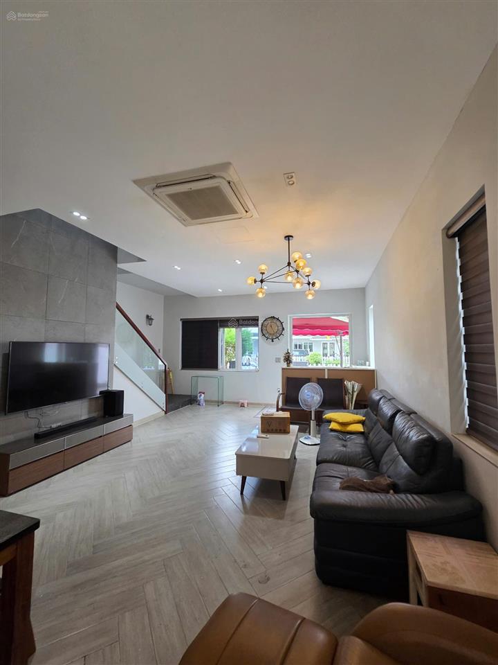 Cho thuê nhà phố melosa garden, 25 triệu vnd, 300m2, 3pn, 4wc, hàng hiếm tại quận 9, hcm