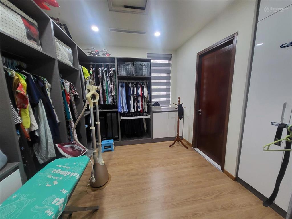 Cho thuê biệt thự lucasta villa, 35 triệu, 300m2, 4pn, 5wc