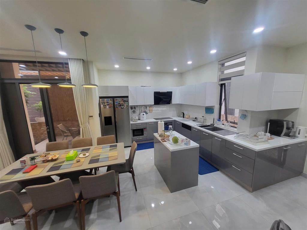 Cho thuê biệt thự lucasta villa, 35 triệu, 300m2, 4pn, 5wc