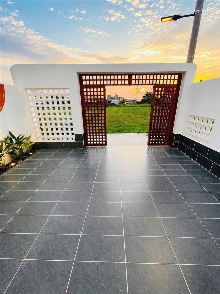 Bán căn nhà vườn 6x26 3 pn 2wc shr hoàn công 2,35 tỉ