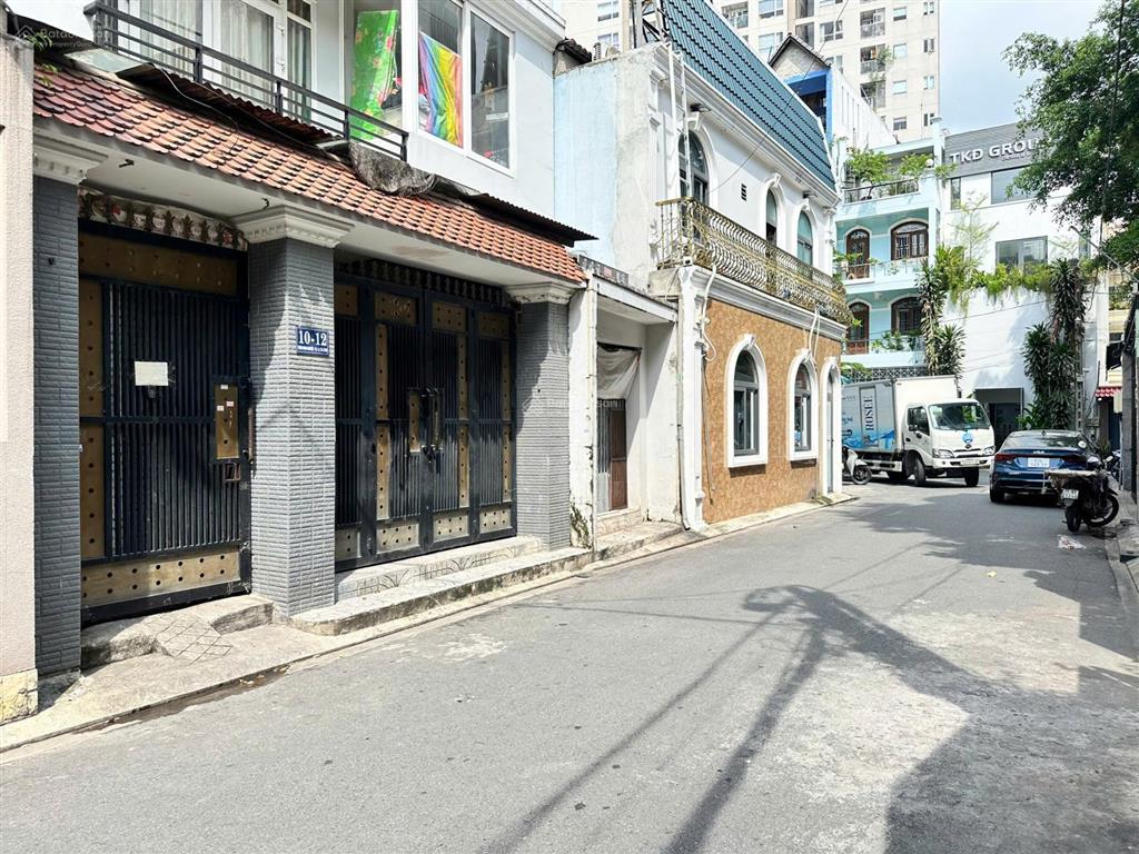 Hạ 8 tỷ bán gấp! khuôn đất ngang 10m hxh ngay cửu long, p2, tân bình, 10x14m, nh 14m, 160m2, 22 tỷ