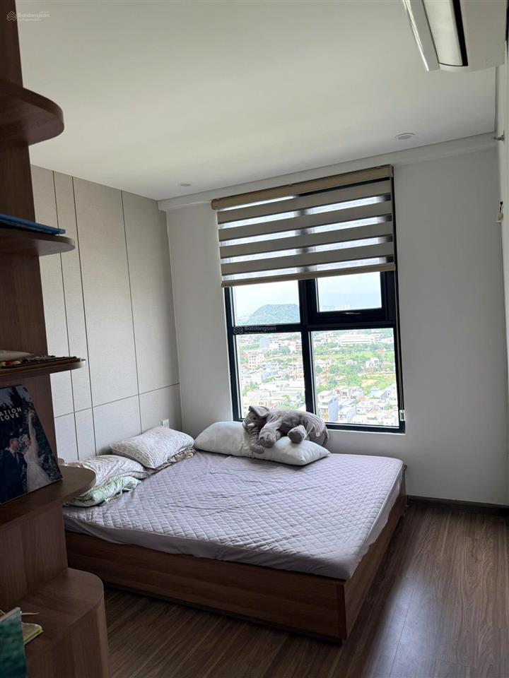 Bán nhanh căn góc fpt 2  2pn2wc hướng đông  tầng cao  full nội thất xịn  đã có sổ