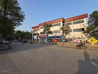 Em chính chủ bán nhà chúc sơn, cạnh ub phường chương mỹ. s45m2, 4 tầng, 5 phòng, ô tô đỗ cách 1 nhà