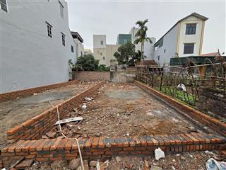 Bán đất hiếm 55m2, mặt tiền 4, ngõ 4m, tổ 4 nhân huệ, cách ql6 200m, giá hơn 3 tỷ