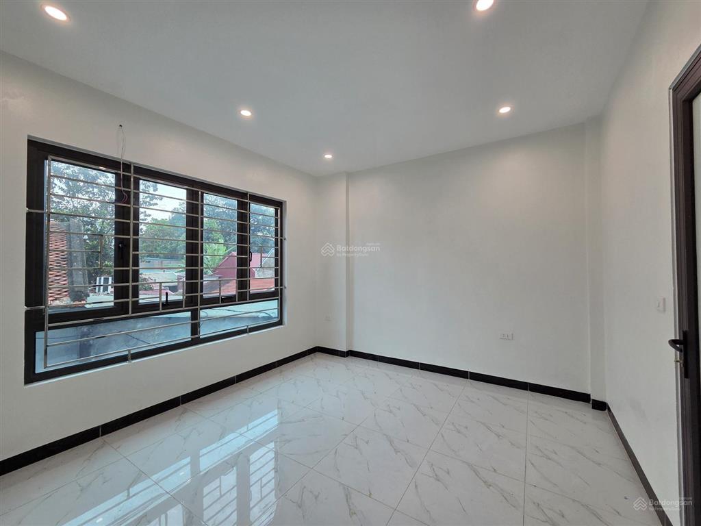Nhà đẹp dân xây gần trường ngô sỹ liên, chợ chúc sơn, bv chương mỹ, s45m2, 4 tầng,5 ngủ rộng thoàn