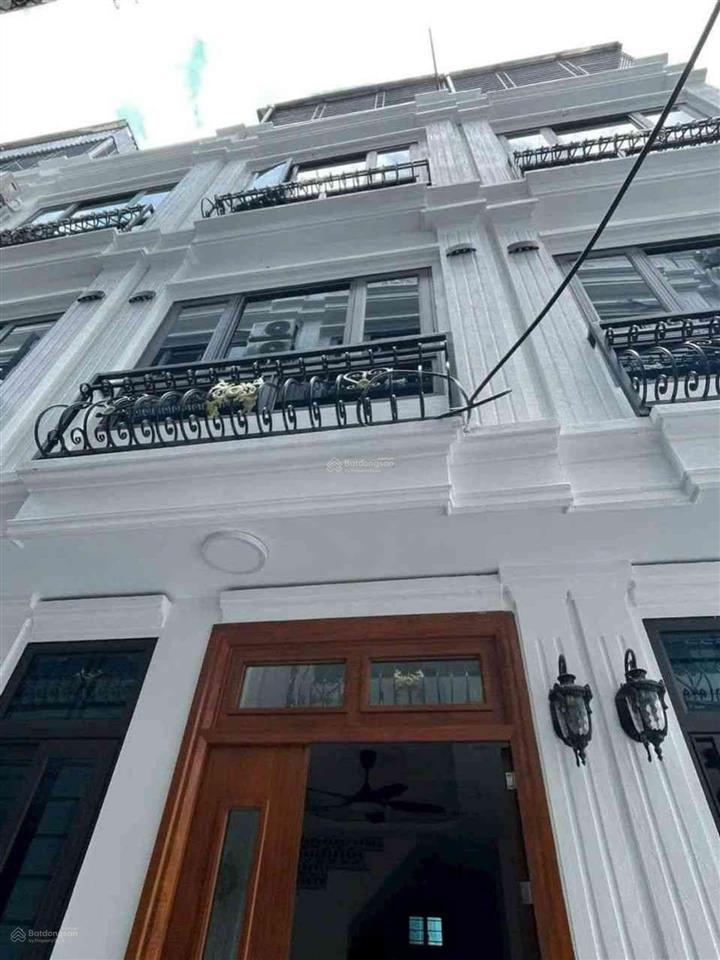 Em cần bán nhà biên giang,sát cầu mai lĩnh, quốc lộ 6,không quy hoạch.46m2, 4 tầng,5 phòng, hơn 3ty
