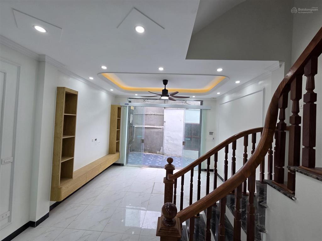 Bán gấp nhà thị trấn chúc sơn, đối diện bệnh viện đa khoa chương mỹ. 45m2, 4 tầng, ô tô đỗ cửa
