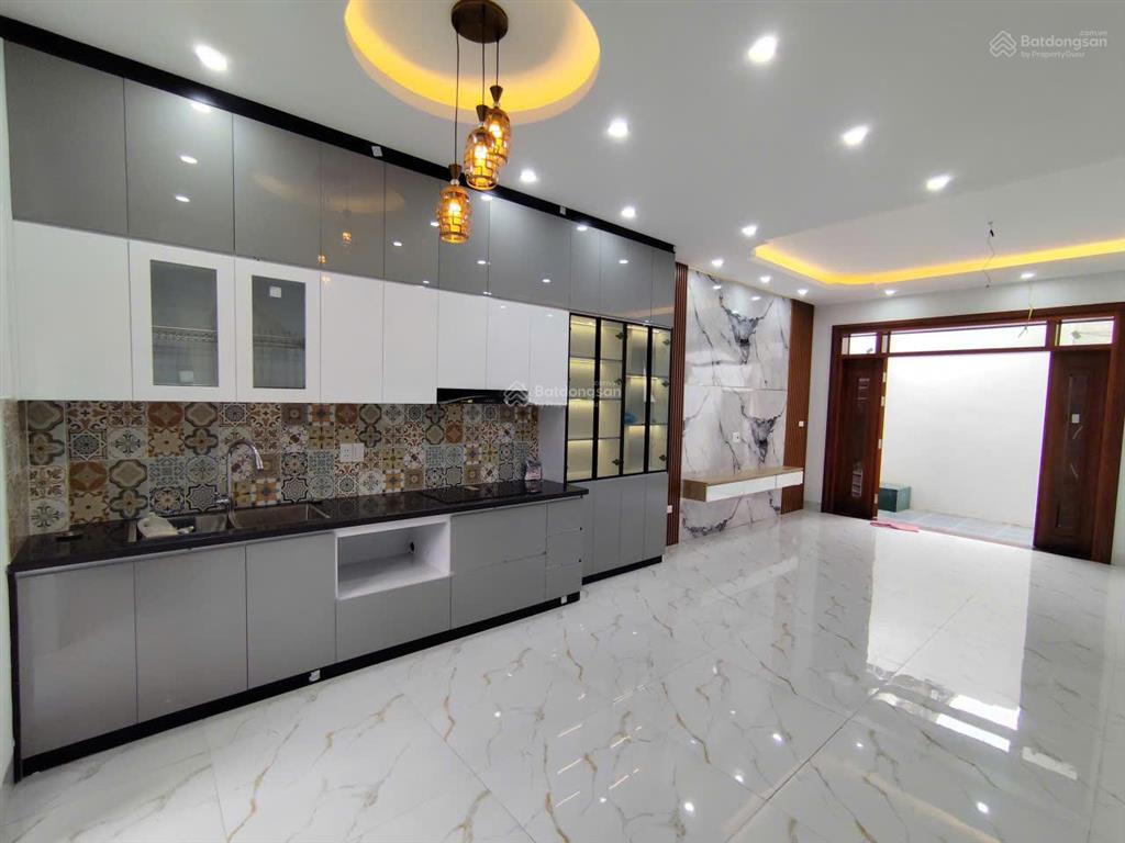 Nhà mặt ngõ ô tô, cách ql6, ga đường sắt trên cao 500m. s52m2, 4 tầng, 4 ngủ, 2 thoáng, hơn 3 tỷ