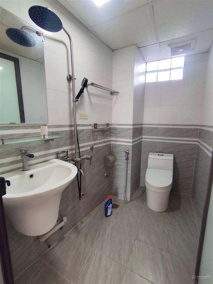 Em cần bán gấp nhà ở chợ chúc sơn, cạnh trường c2 ngô sỹ liên, 55m2, 4 tầng, ô tô gần, giá 4,3 tỷ