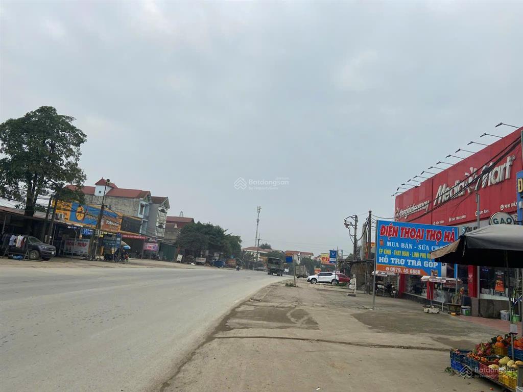 Em có lô đất cần bán gấp dt 100m2 rẻ hơn khu vực 300tr cho khách hàng thiện chí gần trường đại học