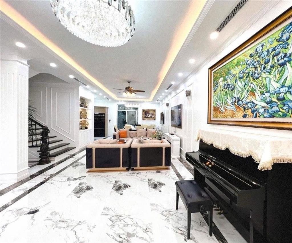 Biệt thự phùng khoang, trung văn hàng xóm mỗ lao 147m2, mt 7m, 4t chỉ 32 tỷ