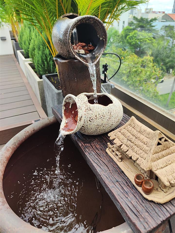 Cho thuê tòa nhà văn phòng 4 tầng vị trí đẹp đường gs1, kđt quảng trường xanh, đông hòa, dĩ an