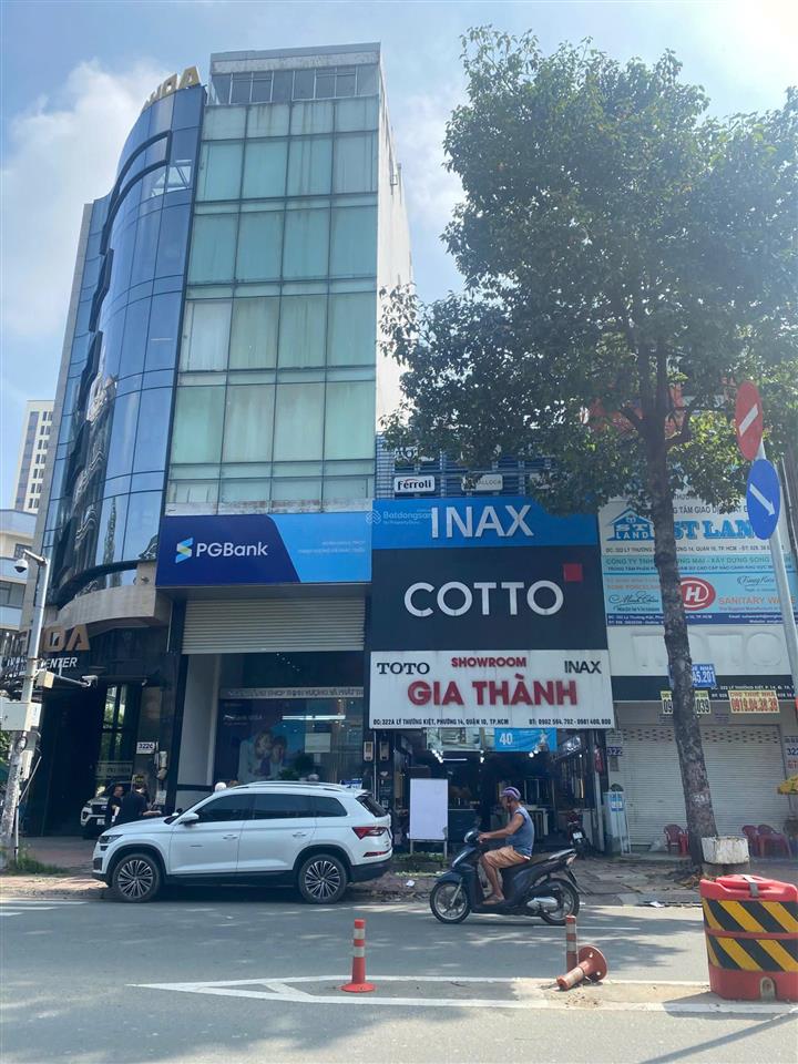 Bán nhà 7 tầng có thang máy yersin q1  3.9x17.4m  hđt 90tr/th  giá 51 tỷ.