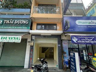 Mặt tiền  nguyễn tri phương q10  4 tầng  trống suốt  giá chỉ 30 triệu