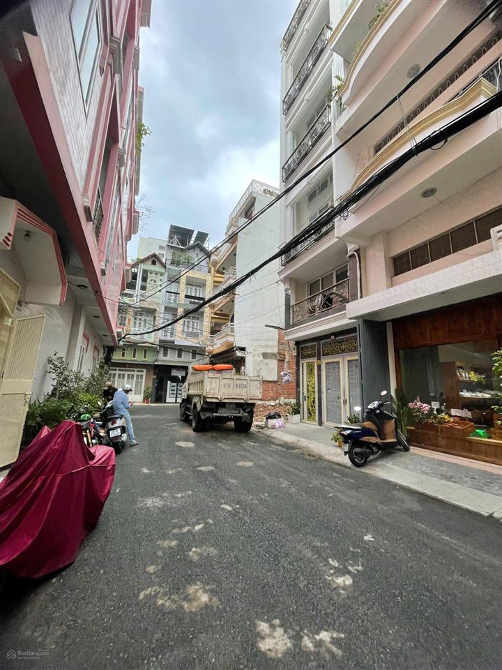 Chdv 14 phòng thành thái, quận 10 hầm 7 tầng, thu nhập 80 triệu/tháng, full pccc