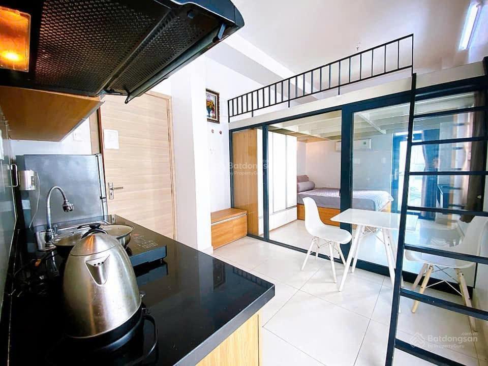 Tòa chdv thu nhập 200 triệu/tháng  gần trung tâm quận 1  339m2  thang máy  pccc hoàn chỉnh.