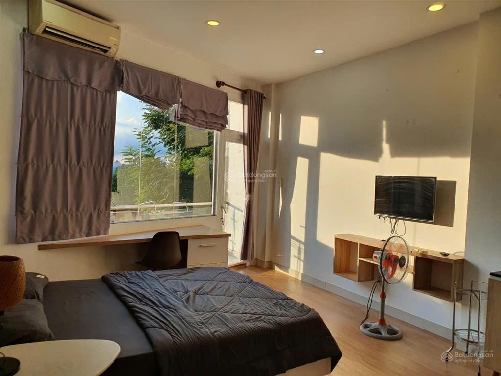 Nhà mt 665 hoàng sa quận 3  hầm + 7 tầng  giá tốt