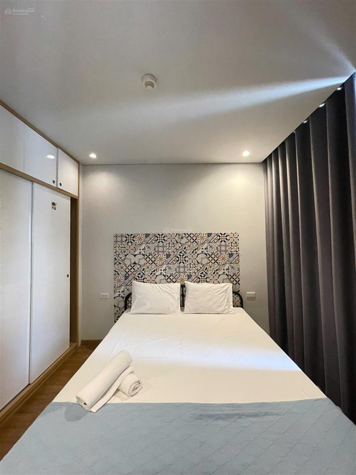Cho thuê lâu dài 4tr5/tháng căn studio mát mẻ quanh năm, full nội thất, tầng thấp dễ di chuyển