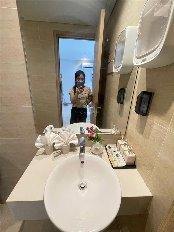 Cho thuê lâu dài 4tr5/tháng căn studio mát mẻ quanh năm, full nội thất, tầng thấp dễ di chuyển