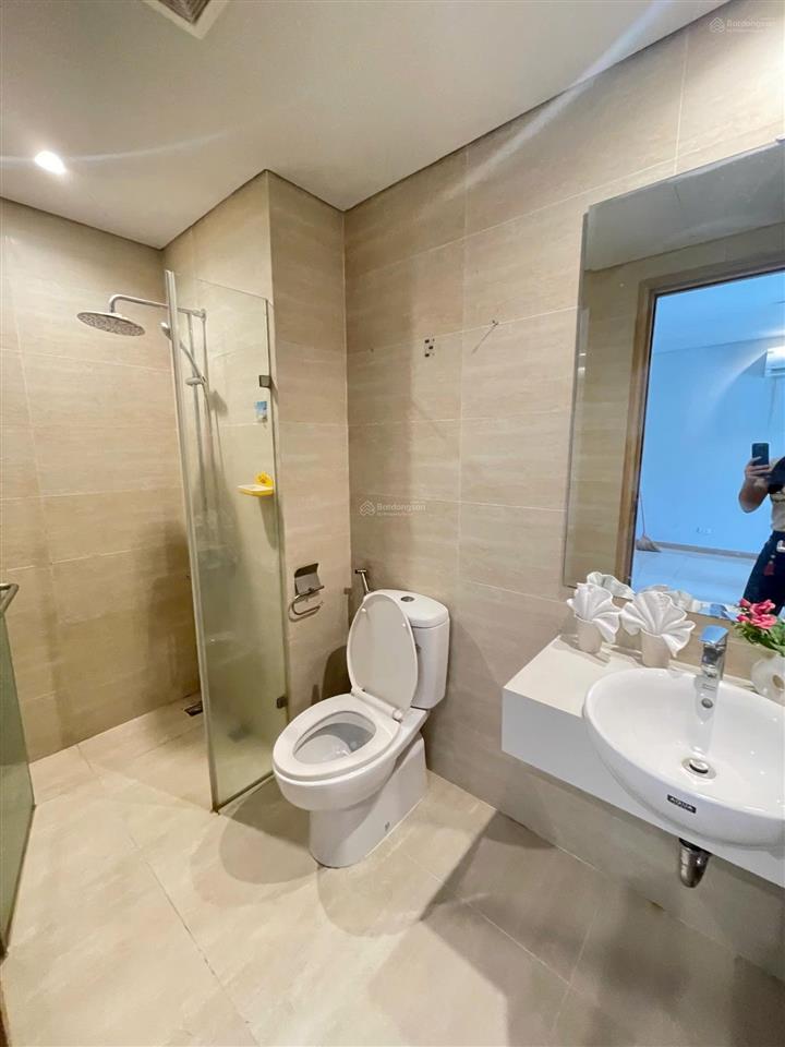 Cho thuê lâu dài 4tr5/tháng căn studio mát mẻ quanh năm, full nội thất, tầng thấp dễ di chuyển