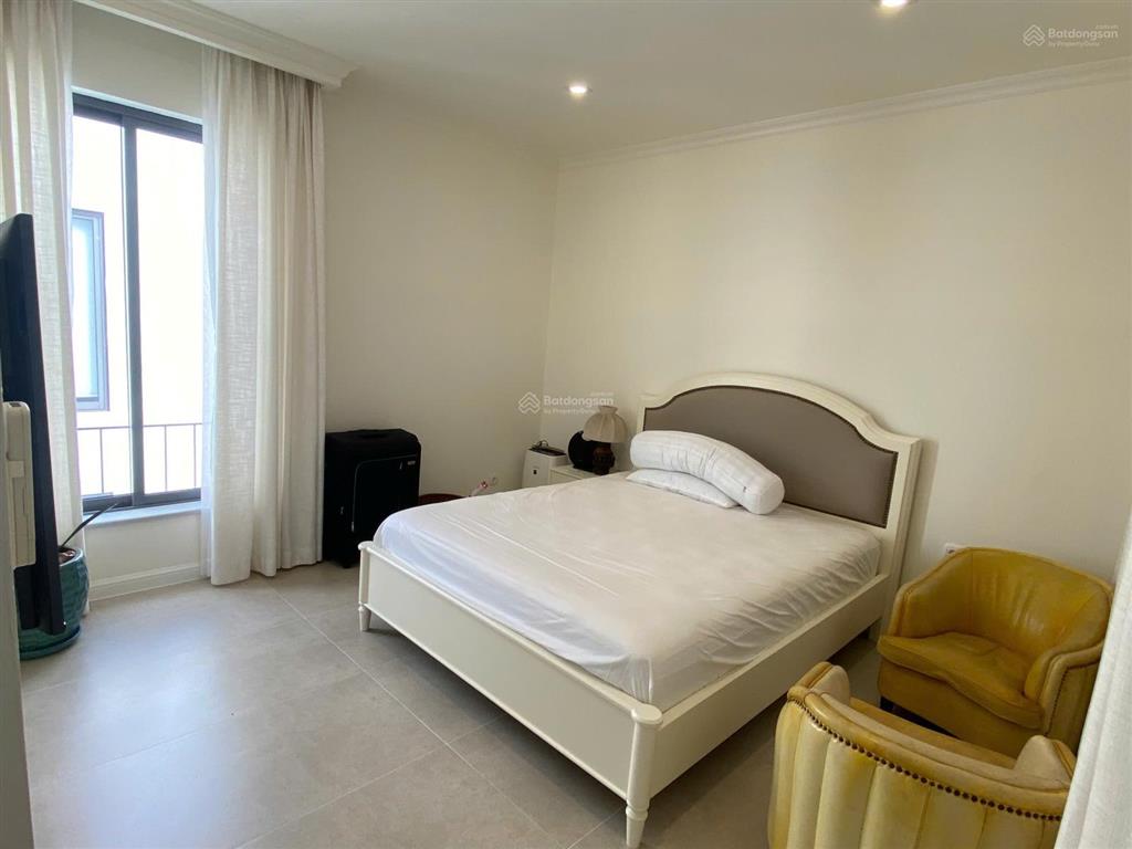 Tôi chính chủ bán gấp nhà phố lavila kiến á dt 5.5x17.6m, đường lớn 20m & 12m giá 11 tỷ, sổ hổng